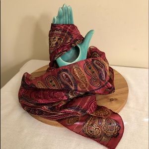 Vintage Oscar deLa Renta Scarf